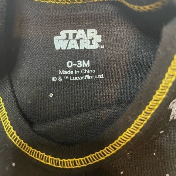 🐶🐶🐶NWT Star Wars size 0-3 months black onesie🐶🐶🐶 - Picture 3 of 4